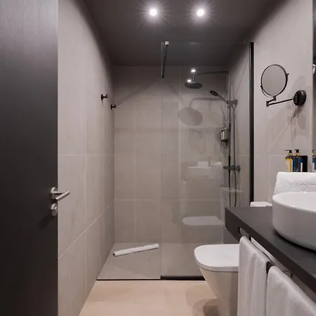 Otel Livvo La Escarlata