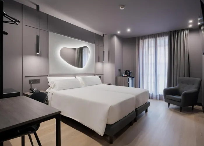 Livvo La Escarlata 호텔 4*