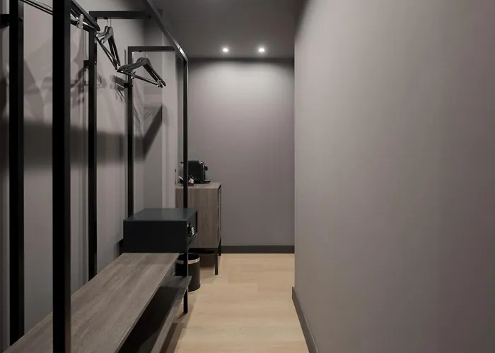 호텔 Livvo La Escarlata 4*