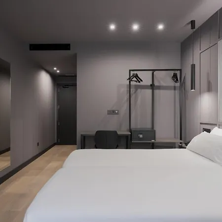 Livvo La Escarlata Hotel