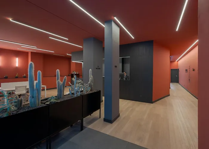 Livvo La Escarlata 4*