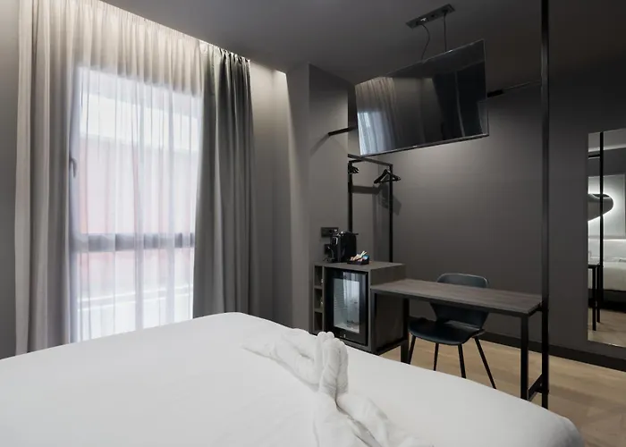 Livvo La Escarlata Hotel 4*