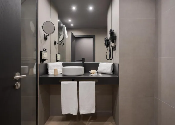 Ξενοδοχείο Livvo La Escarlata 4*